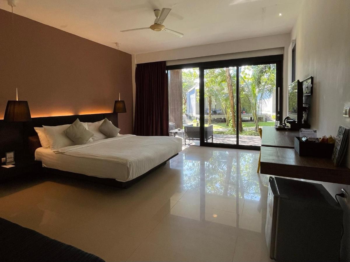 Cede Boutique Beach Resort Koh Phayam Exterior photo